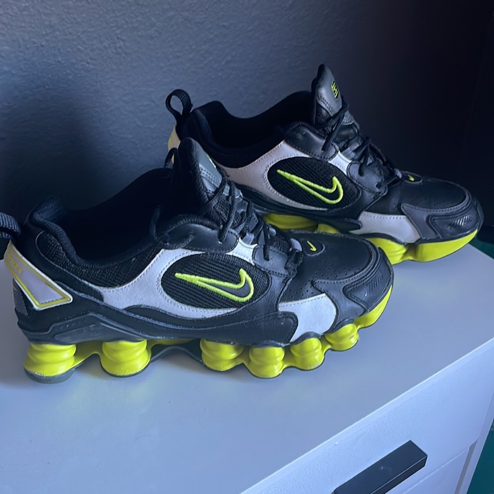 Nike shox